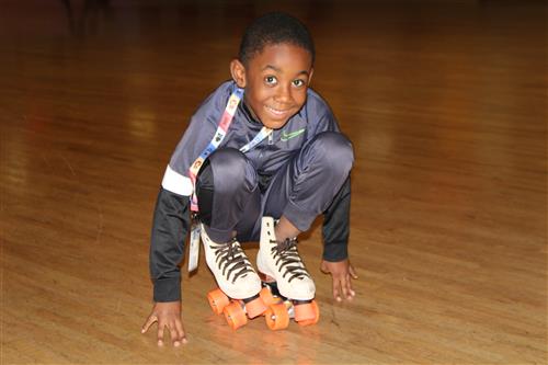 Devonte skating